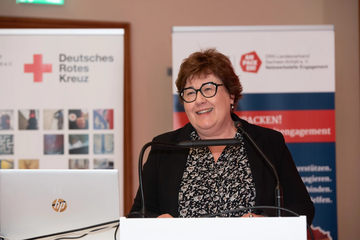 Grußworte der Sozialministerin Petra Grimm-Benne
